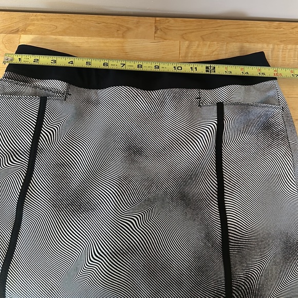 Adidas Golf skort Women’s Size small - Picture 9 of 10